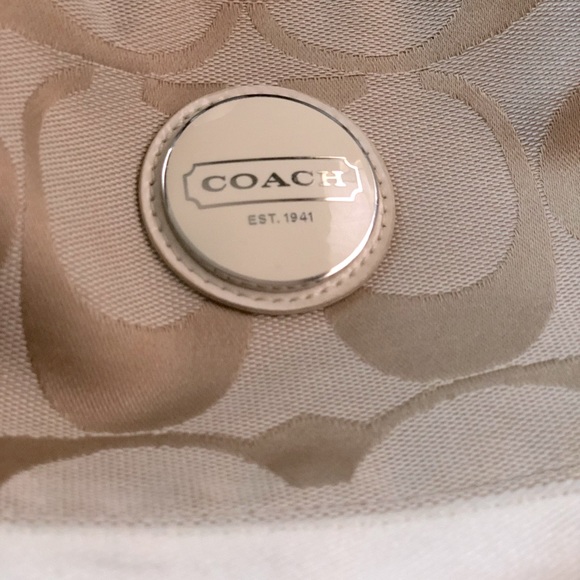 Canvas cream coach purse - Picture 1 of 3